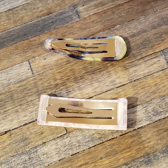 SOLD-Zara Pink and Multi-coloured Barrette Set - Picture 3 of 3